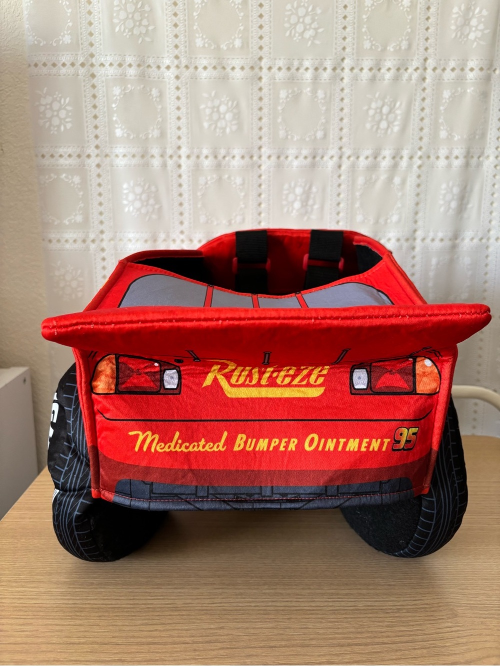 Spirit Halloween Disney Cars Toddler Lightning McQueen 3D Ride-Along Costume - Picture 6 of 16